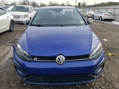 Volkswagen Golf R 2019 1