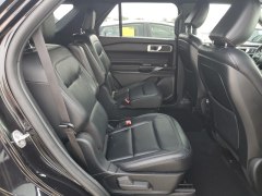 Ford Explorer XLT 2020 9