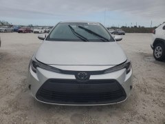 Toyota Corolla LE 2023 1