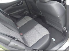 Nissan Rogue SV 2021 12