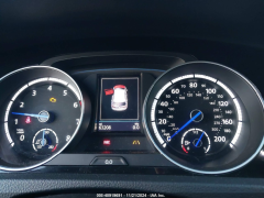 Volkswagen Golf R 2017 9
