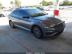 Volkswagen Jetta SE 2020 2