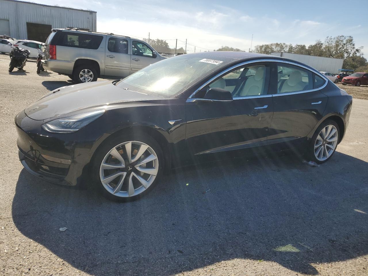Tesla Model 3 Mid Range 2018 0 Tesla Model 3 Mid Range 2018 0