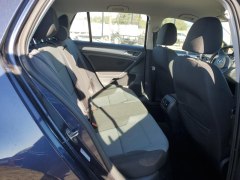 Volkswagen e-Golf 2016 9