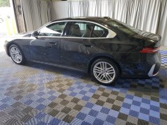 BMW 530i xDrive 2024 5