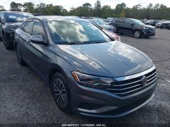 Volkswagen Jetta SE 2019 2