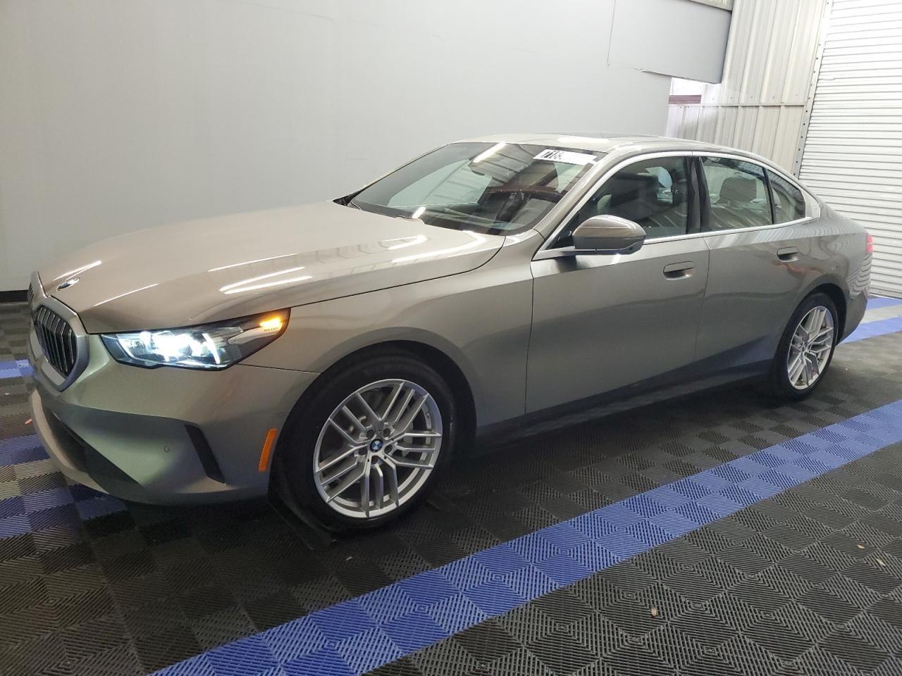 BMW 530i 2024 0 BMW 530i 2024 0