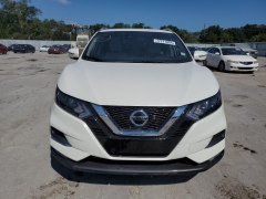 Nissan Rogue Sport SV 2021 4