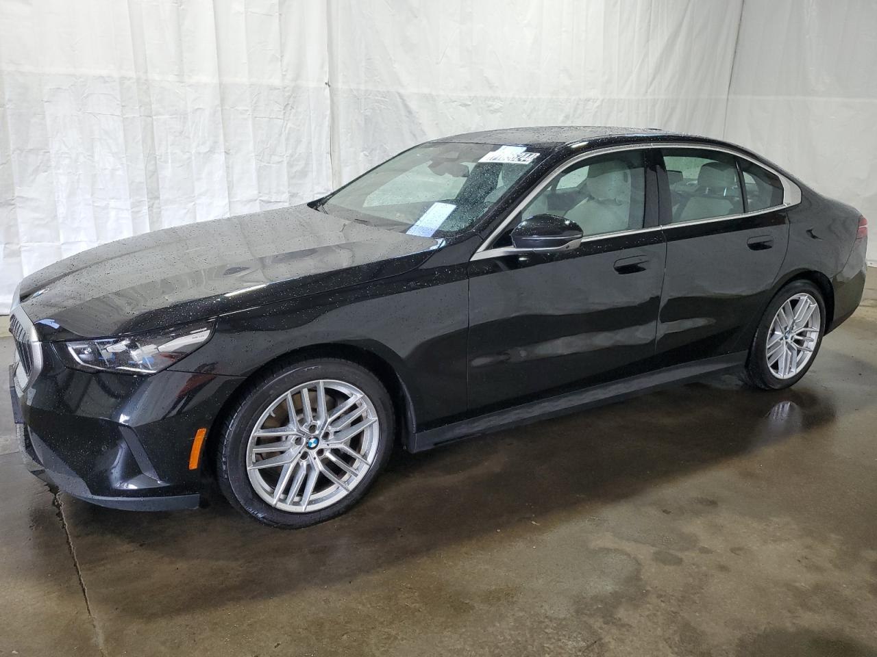 BMW 530i xDrive 2024 0 BMW 530i xDrive 2024 0