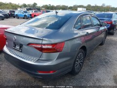 Volkswagen Jetta SE 2019 1