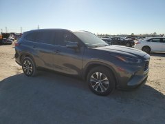 Toyota Highlander XLE 2022 2