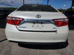 Toyota Camry XLE 2017 4