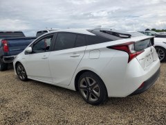 Toyota Prius Limited 2021 5