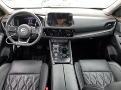 Nissan Rogue Platinum 2021 7