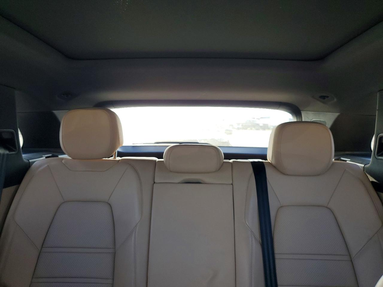 Porsche Cayenne S 2021 9