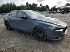 Mazda 3 Preferred 2022 2