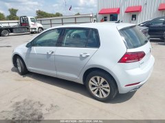 Volkswagen Golf SE 2021 4