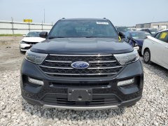 Ford Explorer XLT 2020 1