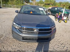 Volkswagen Jetta SE 2023 1