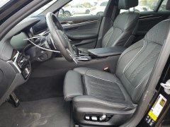 BMW M550i xDrive 2021 6