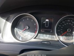 Volkswagen Golf SE 2021 8