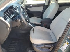 Volkswagen Tiguan S 2019 6