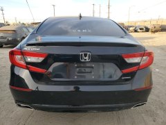 Honda Accord Touring 2018 4
