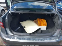 Volkswagen Jetta SE 2019 12