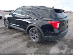 Ford Explorer XLT 2021 4