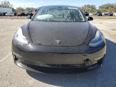Tesla Model 3 Mid Range 2018 1