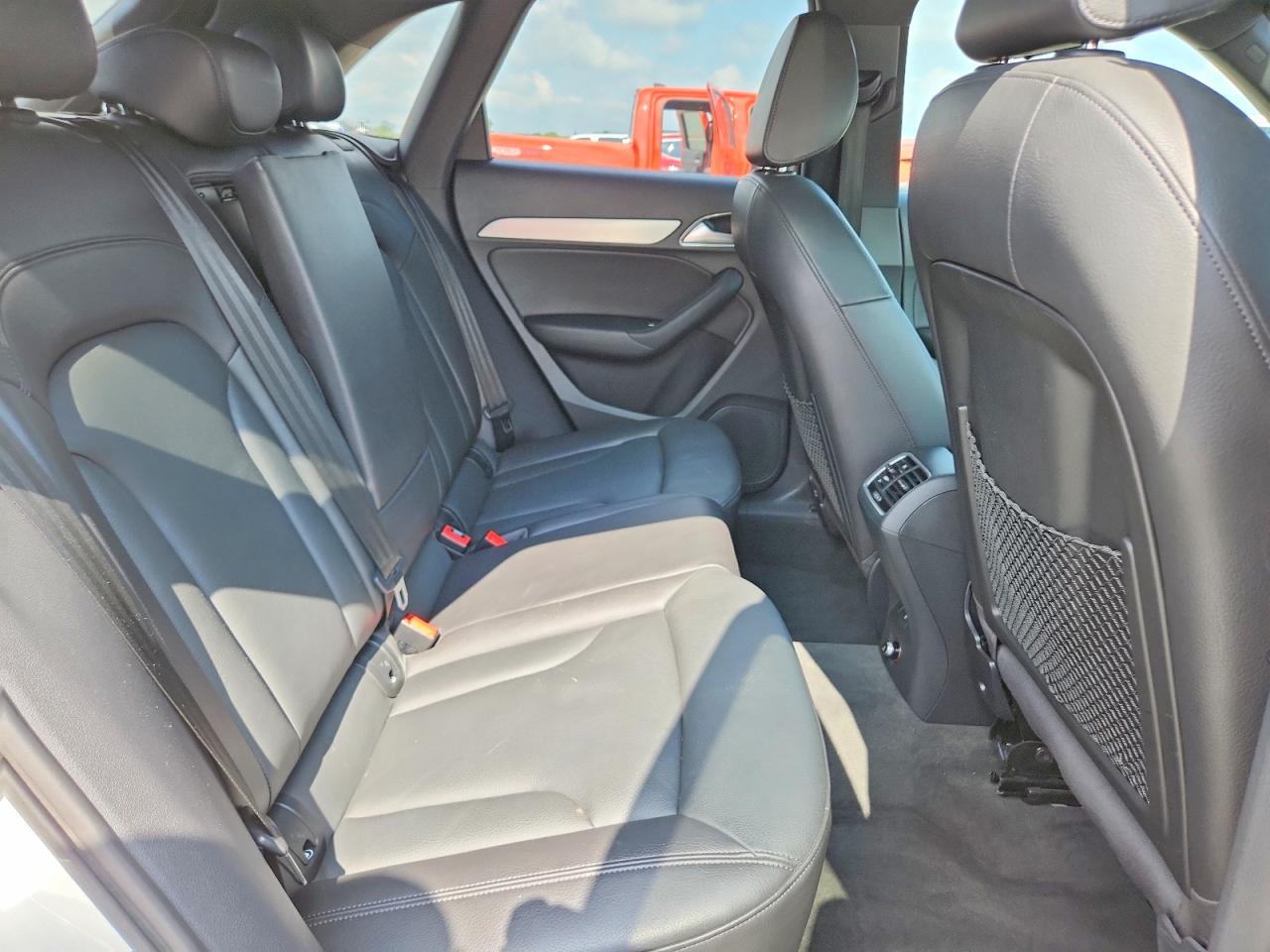 Audi Q3 Premium 2018 10