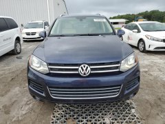 Volkswagen Touareg 2012 1