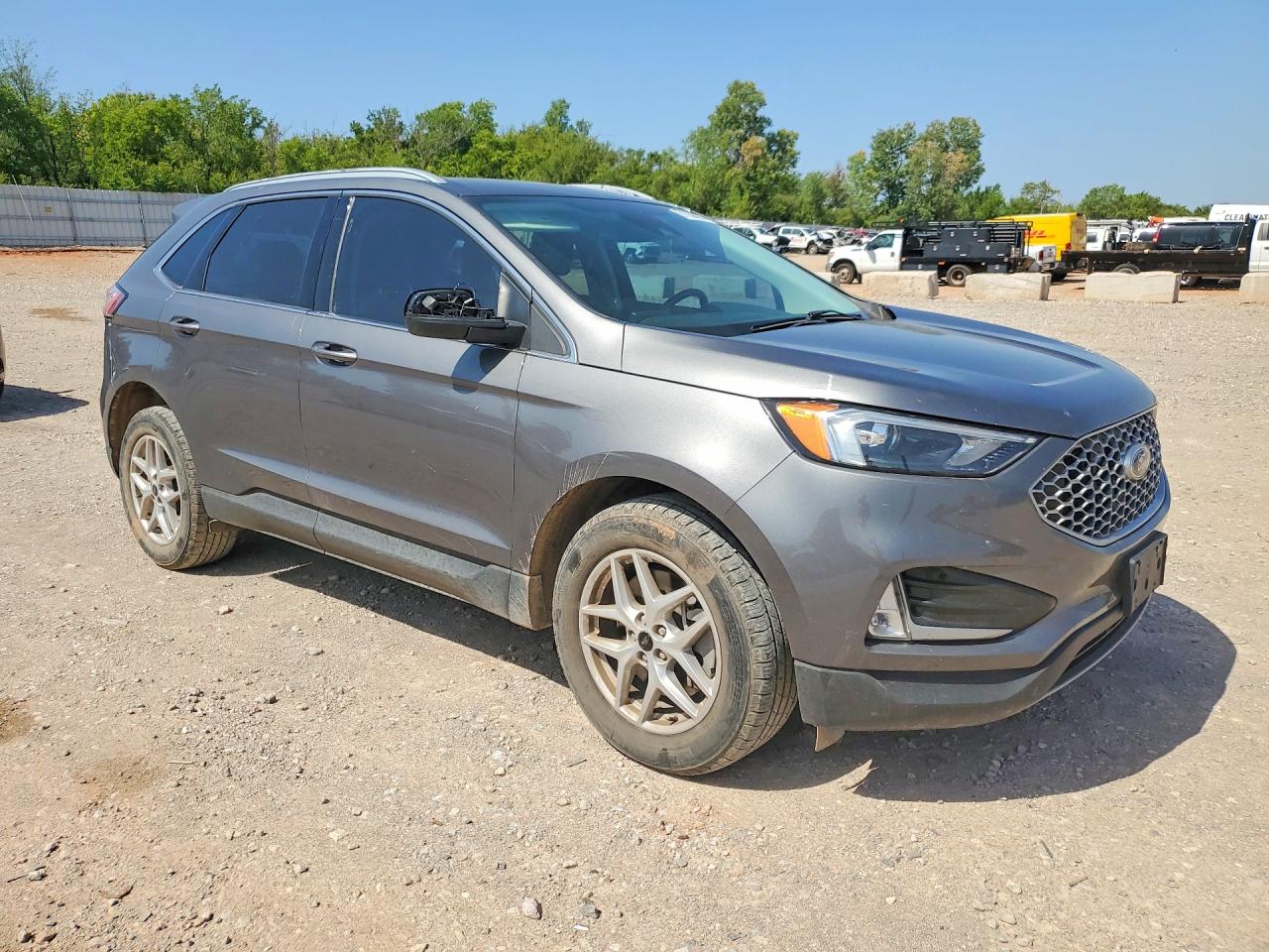 Ford Edge SEL 2023 3