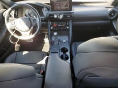 Lexus IS350 F Sport AWD 2024 8