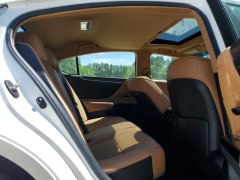 Lexus ES350 2022 9
