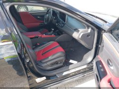 Lexus ES350 F Sport 2023 8