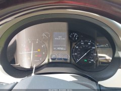 Lexus GX460 2019 9