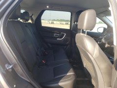 Land Rover Discovery SE 2017 10