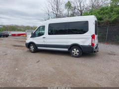 Ford Transit 150 Wagon XL 2017 5