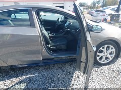 Chevrolet Volt Premier 2017 9