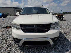 Dodge Journey Crossroad 2018 1