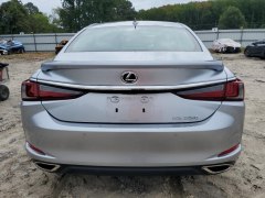 Lexus ES350 2024 4