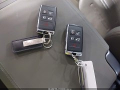 Land Rover Defender  P400 110 SE 2020 12