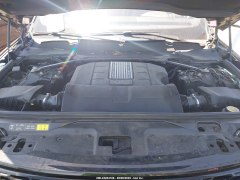 Land Rover Discovery SE 2019 12