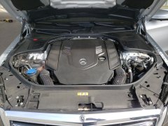 Mercedes-Benz S560 2020 10