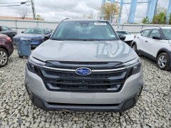 Subaru Forester Touring 2025 1