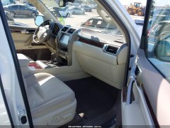 Lexus GX460 2019 8