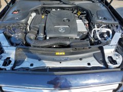 Mercedes-Benz E300 Luxury 4MATIC 2019 10