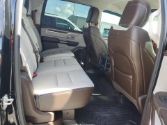 Dodge RAM 1500 Laramie 2025 9