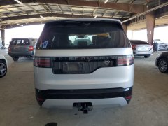 Land Rover Discovery R-Dynamic HSE 2021 4
